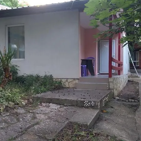 Бунгала - Творчески Къщи Кранево Casa de hóspedes *